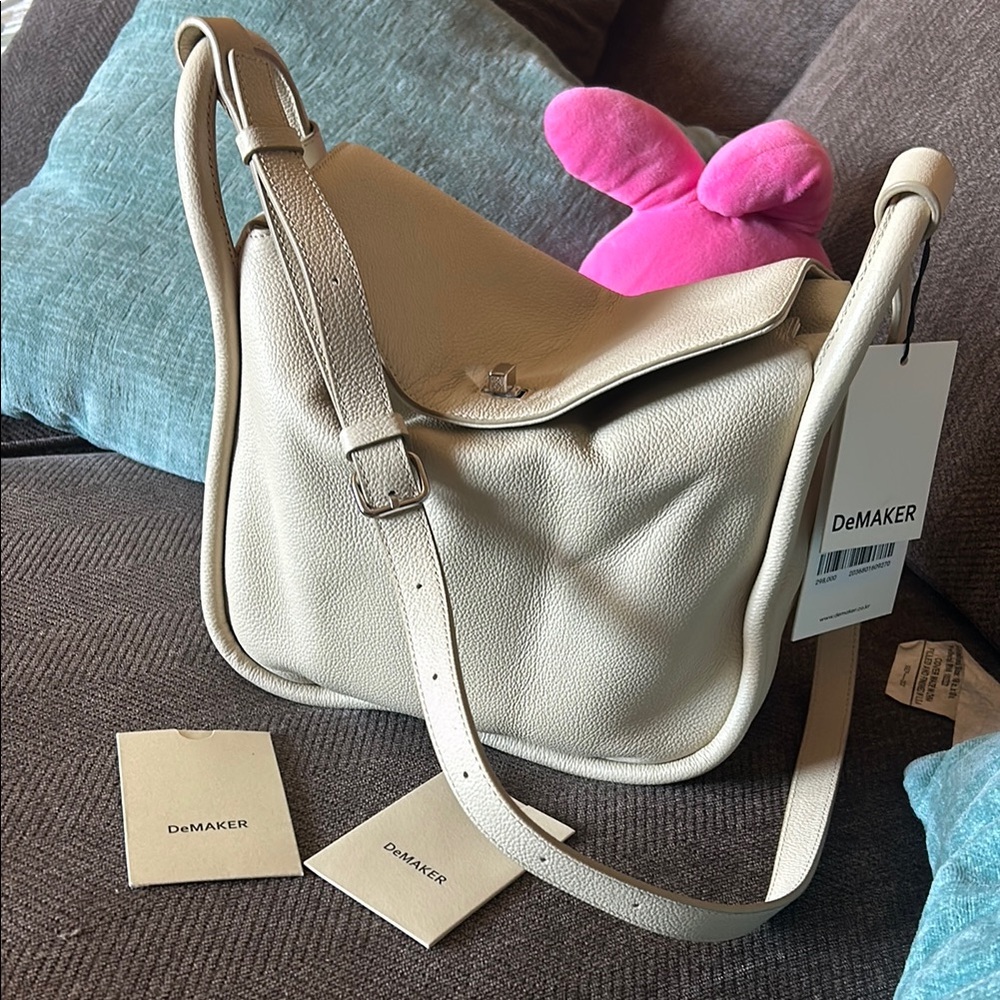 Demaker dilly bag crossbody Cream Leather Shoulder Bag nwt